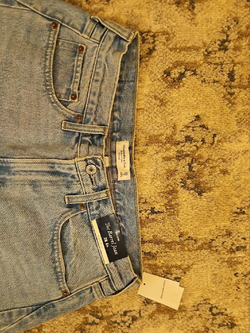Light Wash High-Rise Wide Leg Jeans for Women - Picture 2 of 7
